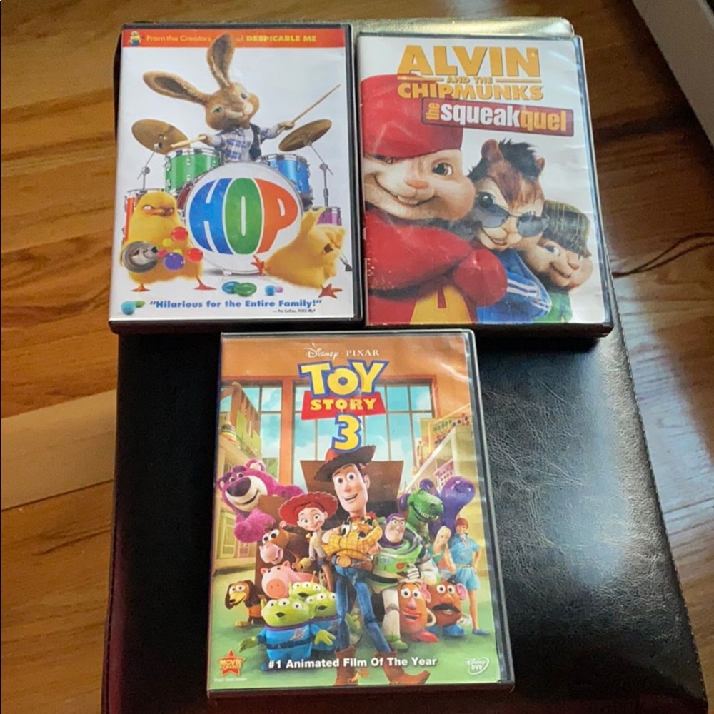 Hop, Alvin and the Chipmunks & Toy Story 3 disks